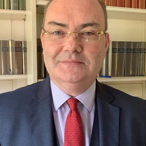Emmanuel Caquet — professeur de lettres en classe préparatoire